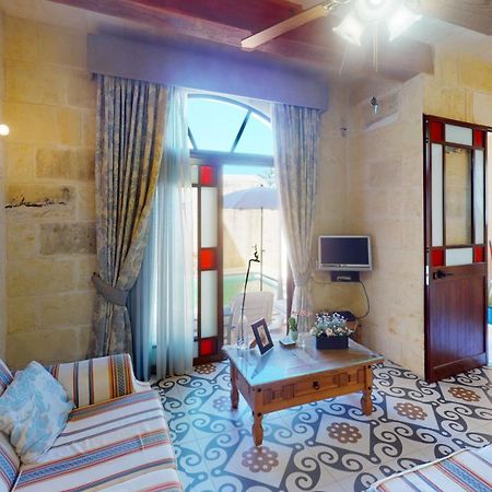 Qala Bed&Breakfast With Swimming Pool - Il-Wenniessa Kültér fotó
