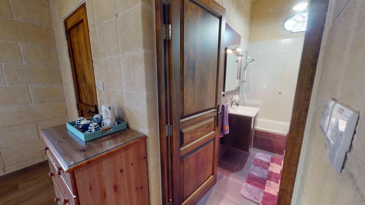 Qala Bed&Breakfast With Swimming Pool - Il-Wenniessa Kültér fotó