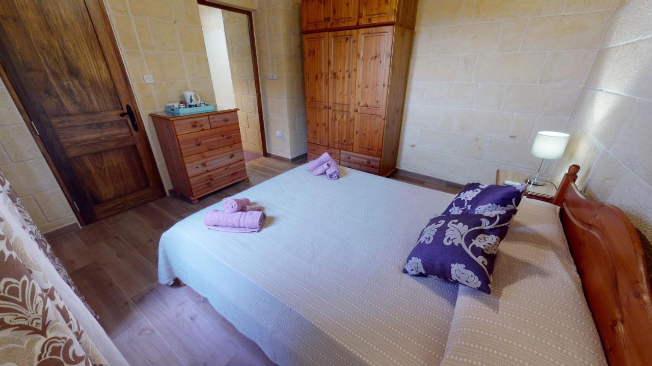 Qala Bed&Breakfast With Swimming Pool - Il-Wenniessa Kültér fotó