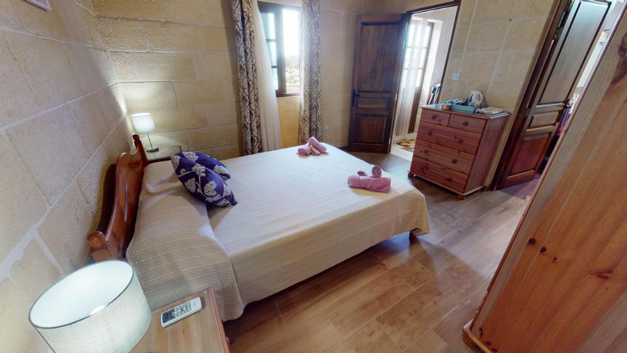 Qala Bed&Breakfast With Swimming Pool - Il-Wenniessa Kültér fotó