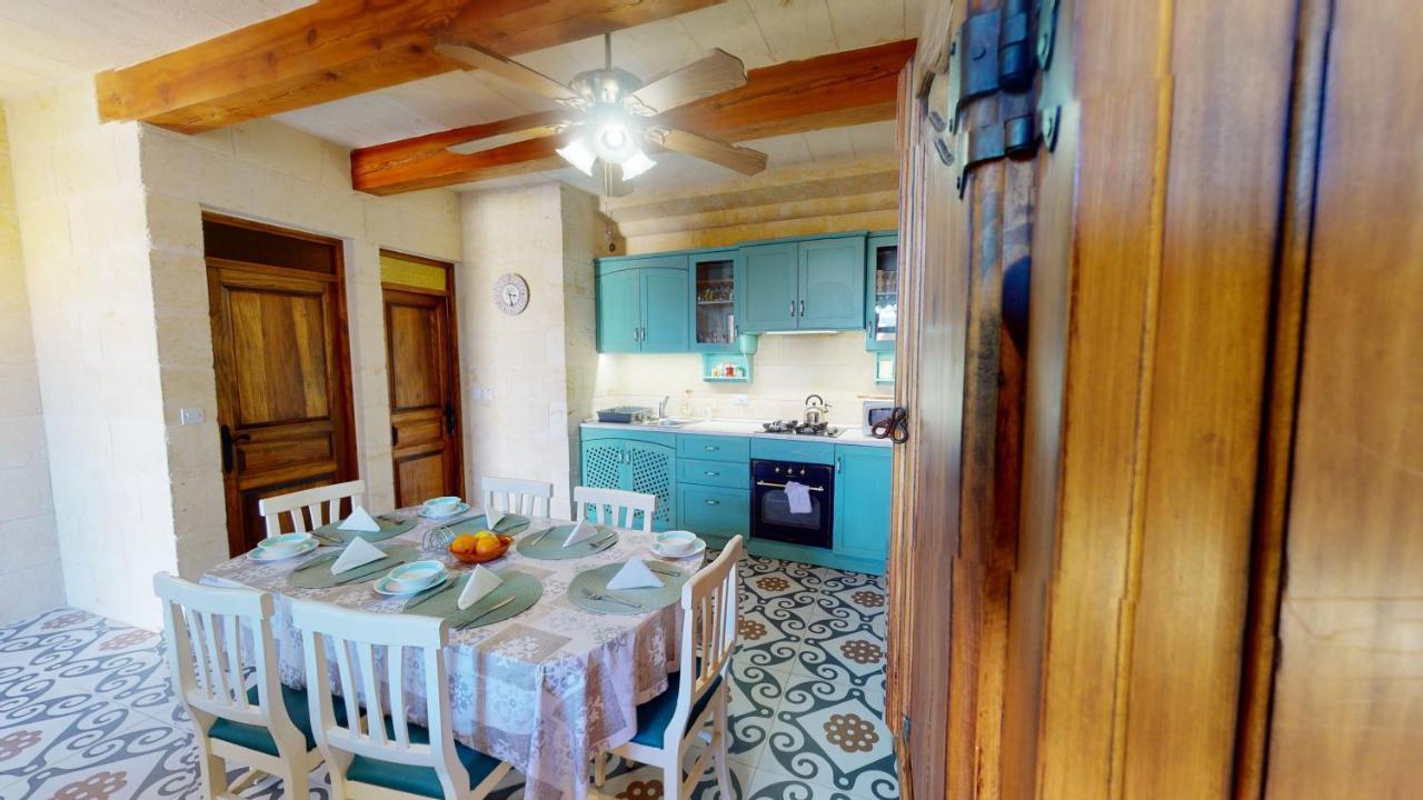 Qala Bed&Breakfast With Swimming Pool - Il-Wenniessa Kültér fotó
